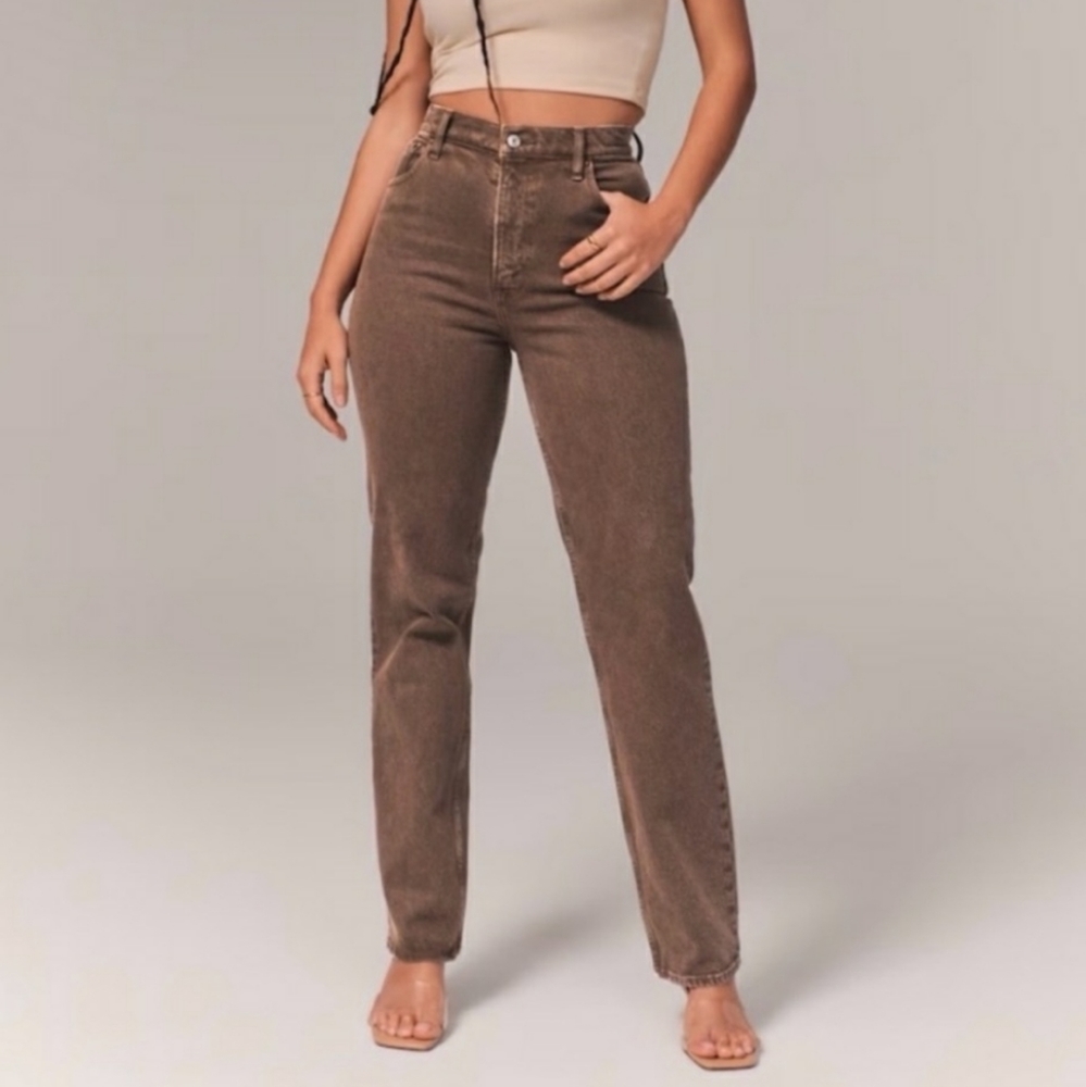 Abercrombie 90s Straight Ultra High Rise Brown Jeans